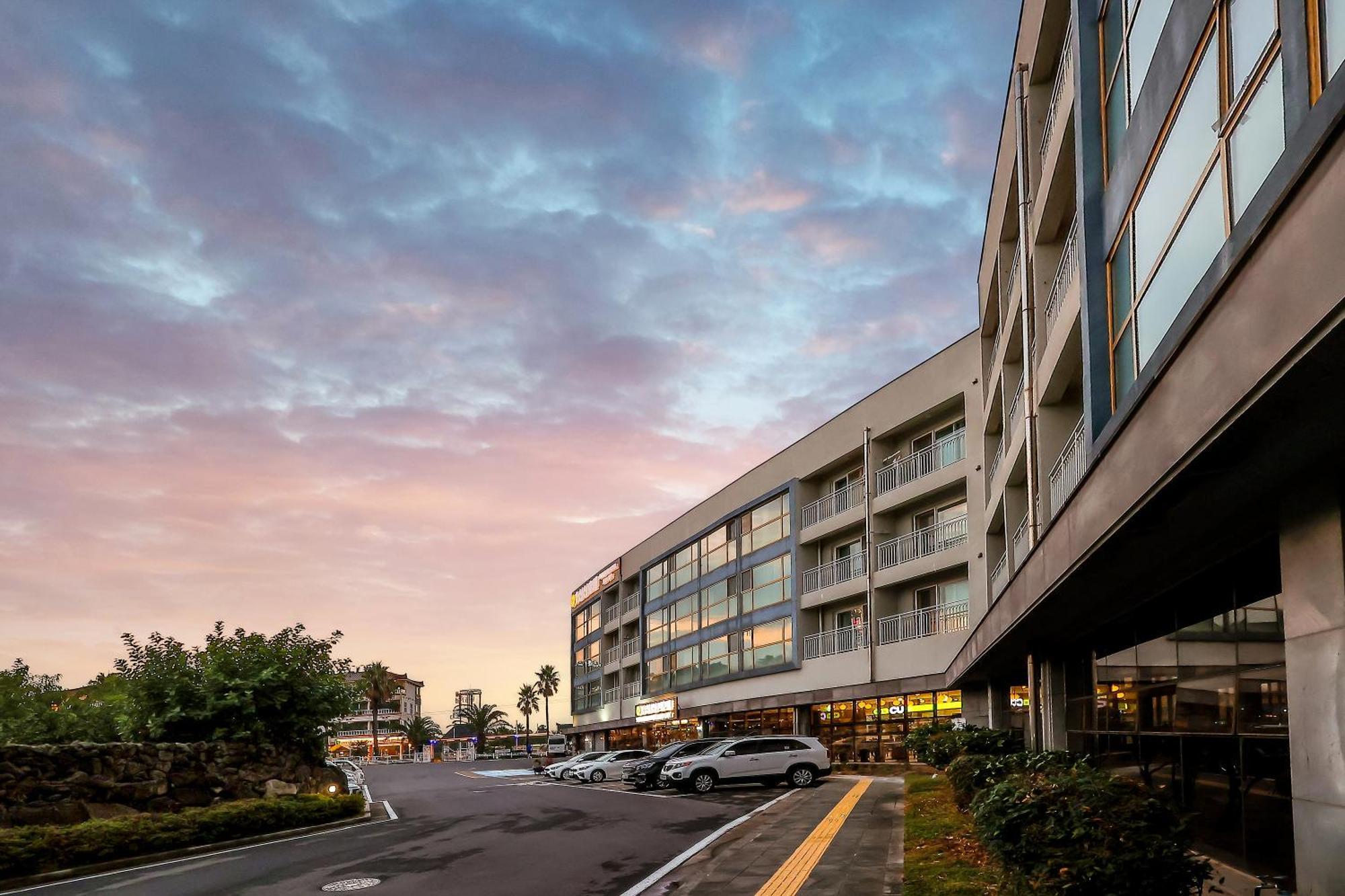 Shin Shin Hotel Jeju City Esterno foto